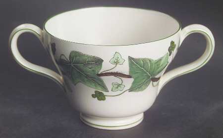 Napoleon Ivy Green (Queen's Ware) Bouillon Cup