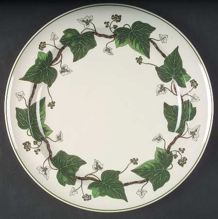 Napoleon Ivy Green (Queen's Ware) Dinner Plate