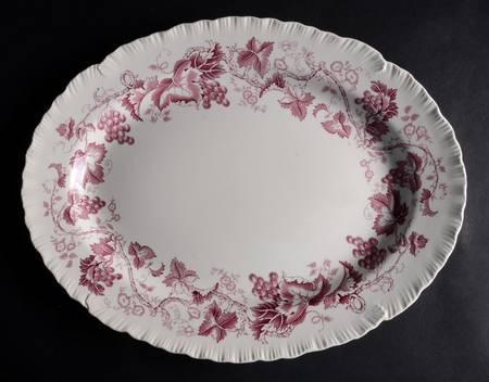 Old Vine Purple 17" Oval Serving Platter