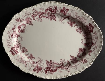 Old Vine Purple 17" Oval Serving Platter