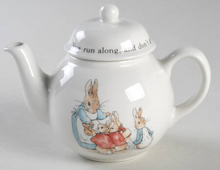 Peter Rabbit Child's Teapot & Lid