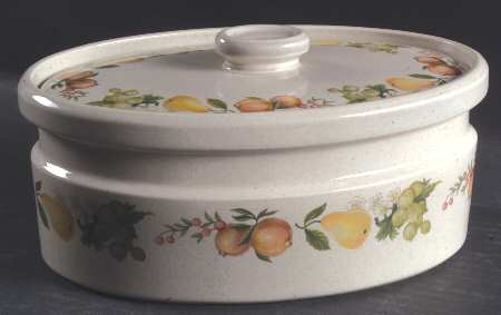 Quince 1.5 Quart Oval Covered Casserole