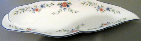 Rosedale 10" Leaf Dish
