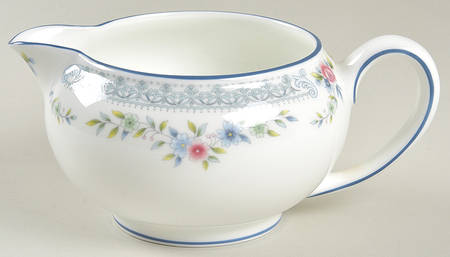 Rosedale 146 Shape Creamer