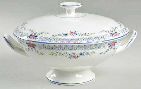 Rosedale Round Covered Vegetable