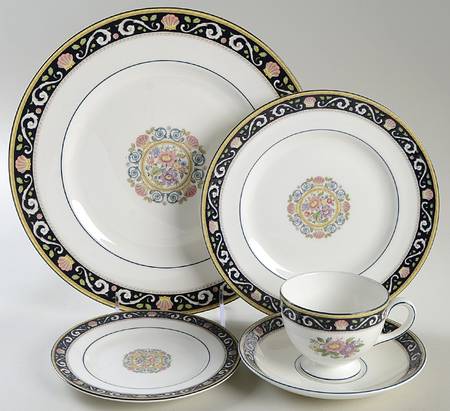 Runnymede Blue 40-Piece Set