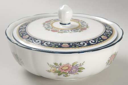 Runnymede Blue Murray Dish with Lid