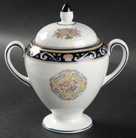 Runnymede Blue Globe Shape Sugar Bowl & Lid