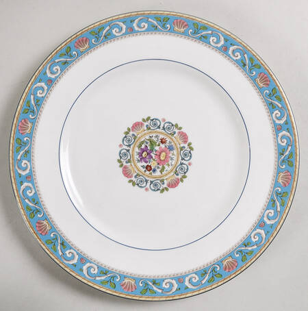 Runnymede Turquoise (Pink Shells, Floral Center) by Wedgwood