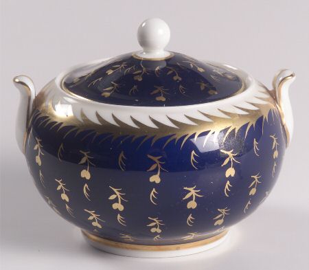 St. James 146 Shape Sugar Bowl & Lid