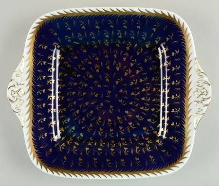 St. James Square Handled Cake Plate