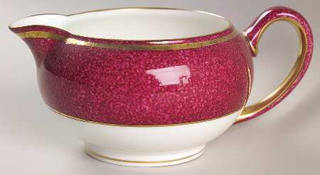 Swinburne Ruby 146 Shape Creamer