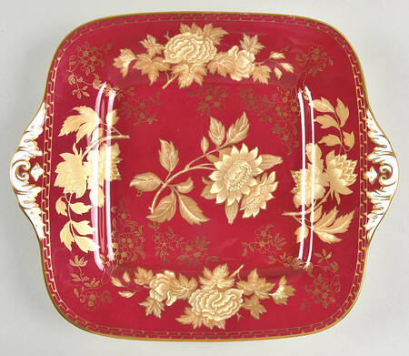 Tonquin Ruby Square Handled Cake Plate