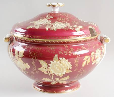Tonquin Ruby Tureen &  Lid