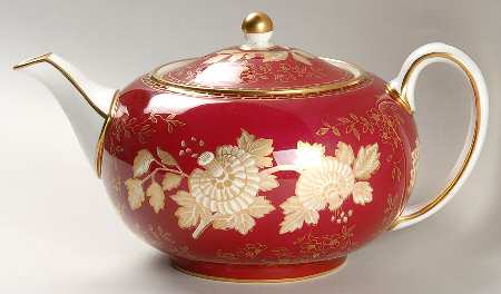 Tonquin Ruby Teapot & Lid