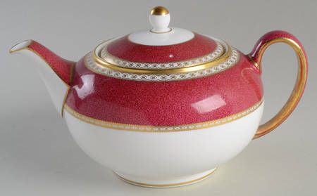 Ulander Powder Ruby Teapot & Lid