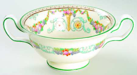 Ventnor (Ivory Body) Footed Cream Soup Bowl