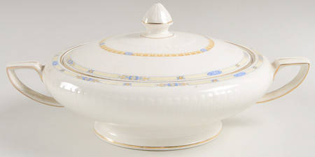 Wakefield (Imperial Ivory, Rim) Round Covered Vegetable