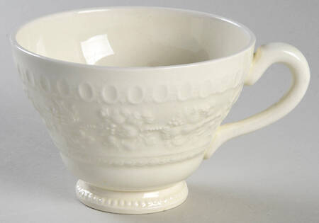 Wellesley Footed Cup