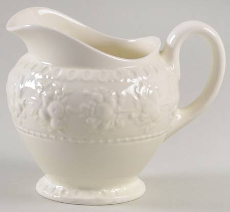 Wellesley Creamer