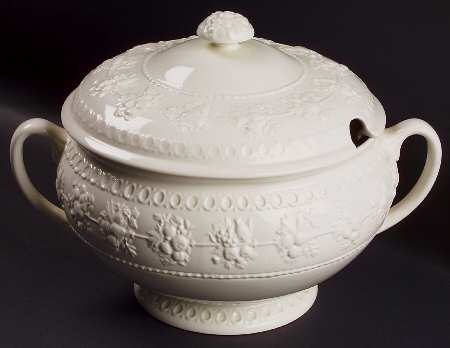 Wellesley Tureen &  Lid