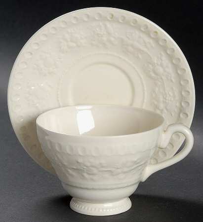 Wellesley Footed Cup & Saucer Set