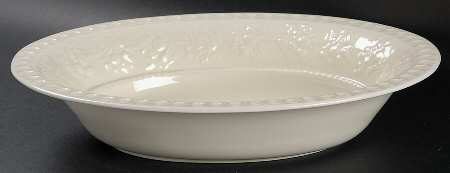 Wellesley 10" Oval Vegetable Bowl