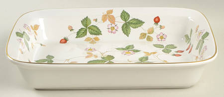 Wild Strawberry (Bone & Oven To Table) 10" Rectangular Baker