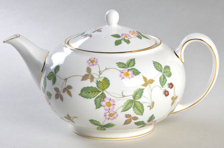 Wild Strawberry (Bone & Oven To Table) Teapot & Lid