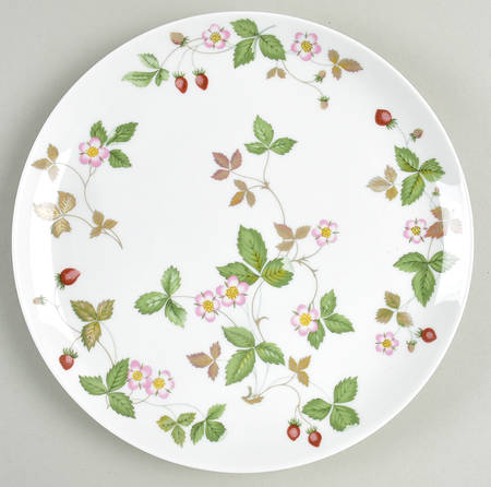 Wild Strawberry (Bone & Oven To Table) Coupe Luncheon Plate