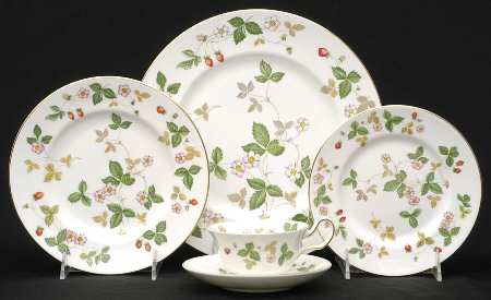 Wild Strawberry (Bone & Oven To Table) 5 Piece Place Setting