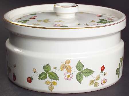 Wild Strawberry (Bone & Oven To Table) 1.5 Qt Round Covered Casserole