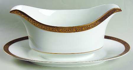 Jefferson Gravy Boat with Attached Underplate by Wyndham