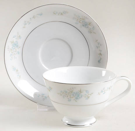 Footed Cup & Saucer Set