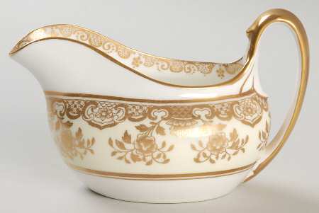 Y3966 Creamer
