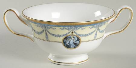 Madeleine Footed Cream Soup Bowl