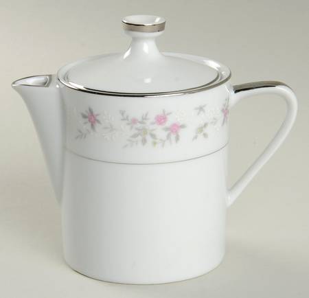 Surrey Creamer & Lid