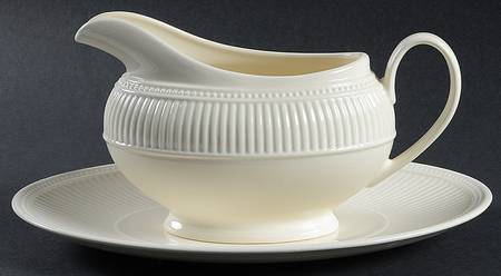 Windsor Gravy Boat & Underplate/Relish
