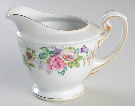 Flora Creamer