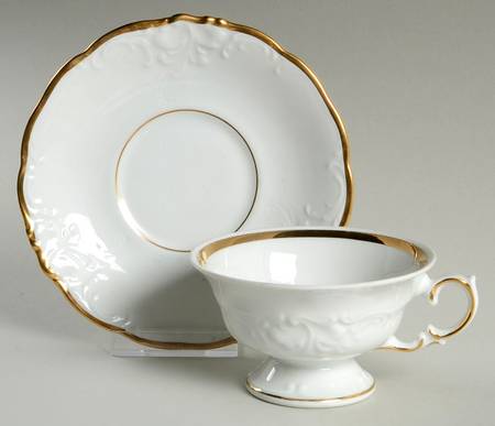 Casa Oro Footed Cup & Saucer Set