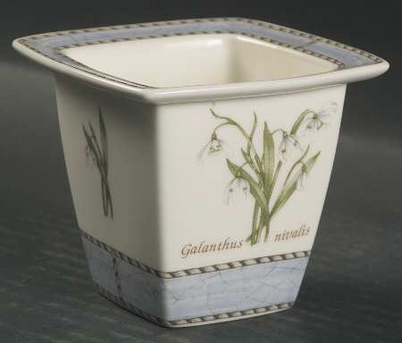 Sarah's Garden Snowdrop Votive Candleholder