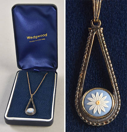 Jasperware Jewelry Goldplate Necklace with Pendant