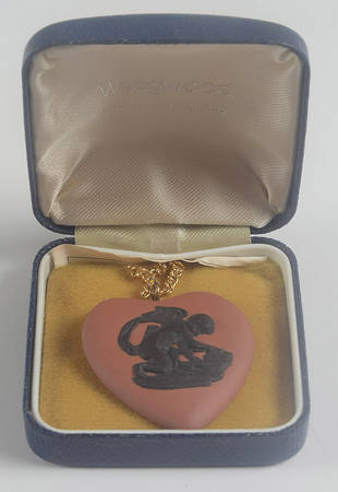 Jasperware Jewelry Goldplate Heart Necklace