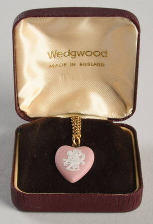 Jasperware Jewelry Goldplate Heart Necklace