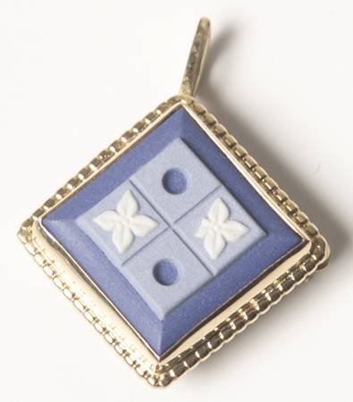 Jasperware Jewelry Goldplate Brooch