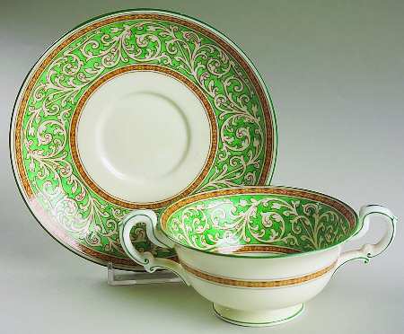 Praze Green (Ivory Center) by Wedgwood