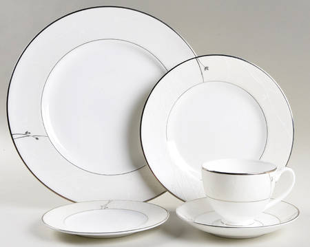 Lisette 5 Piece Place Setting