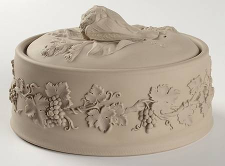 Royal Icing Oval Box & Lid
