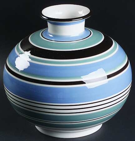 Royal Icing 8" Vase