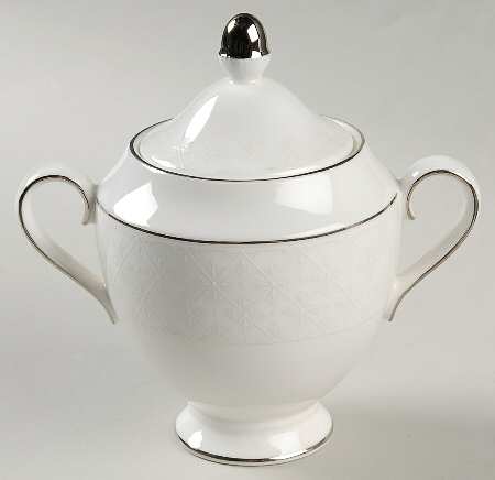Petal Lattice Sugar Bowl & Lid